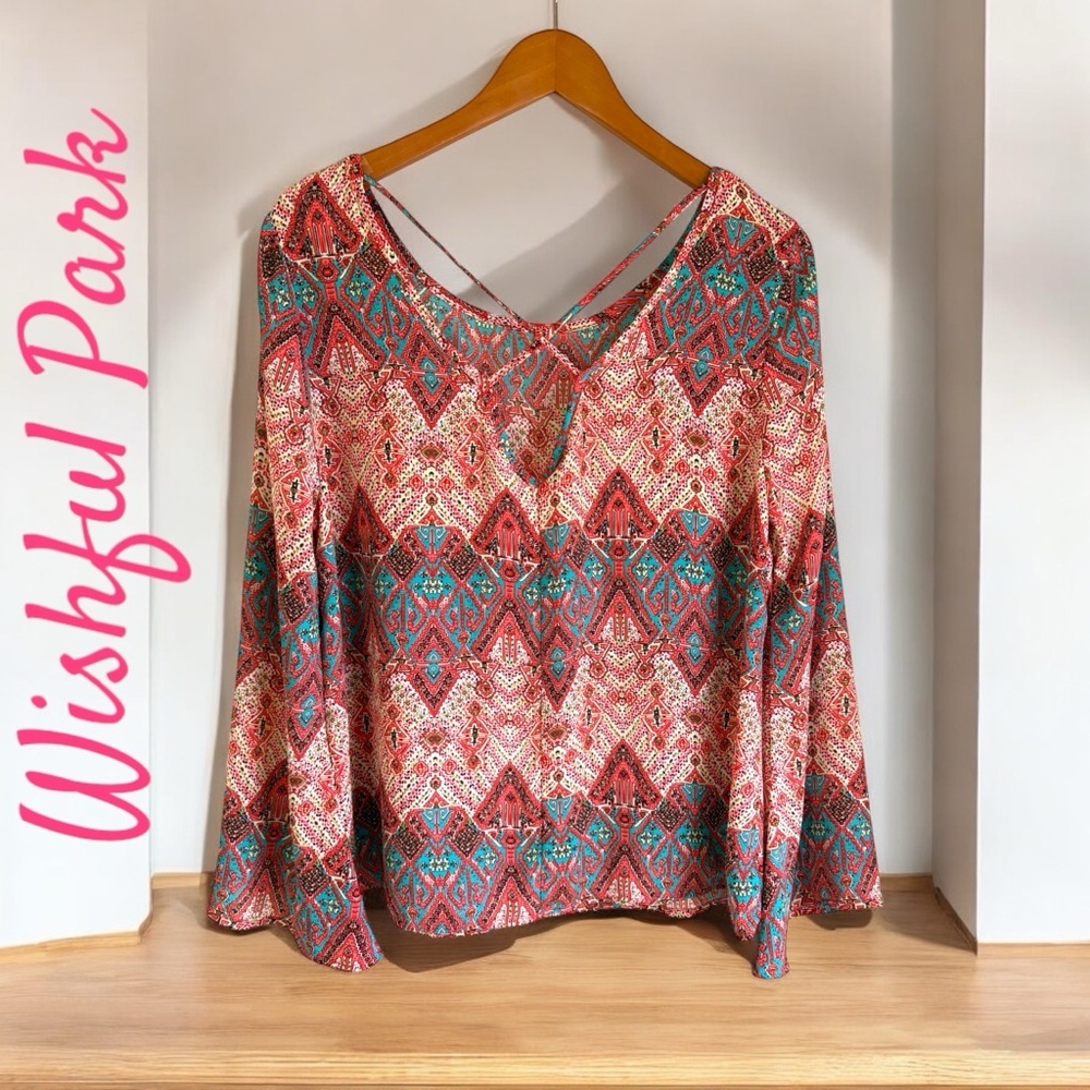 Wishful Park-Large boho blouse w/flutter sleeve and pretty cross cross back. EUC